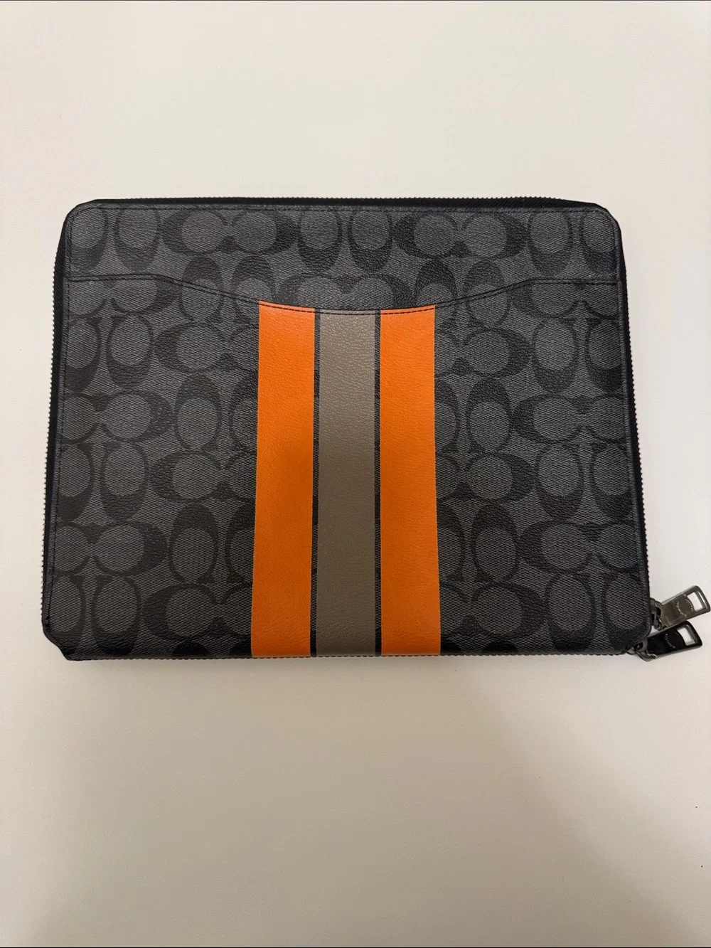 Coach varsity signature tech case